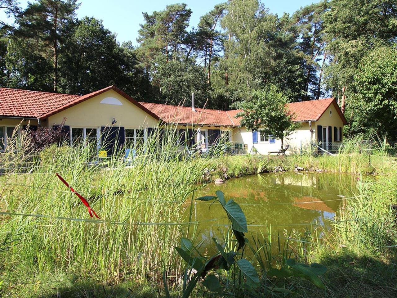 Bauernhof-Streichel-Zoo-Kombi-Familien-Suite-Im-Wald-Am-See Gulow Dış mekan fotoğraf